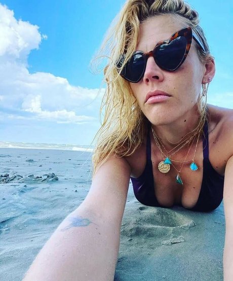 Busy Phillips セックスポルノスター 写真