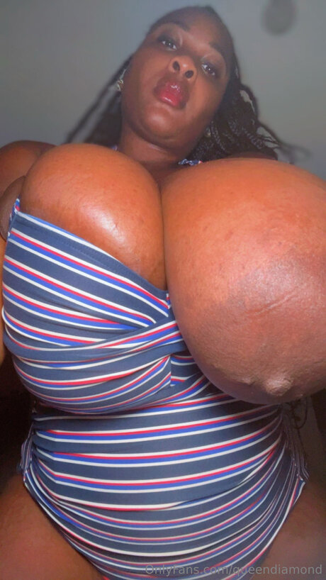 queendiamond ポルノスター アダルト ギャラリー