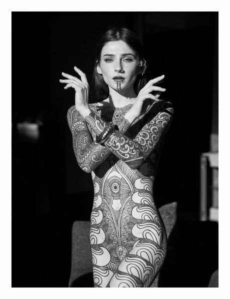 Noemie Doragon トップ女優 写真