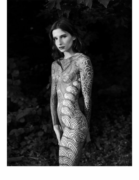 Noemie Doragon モデル 写真