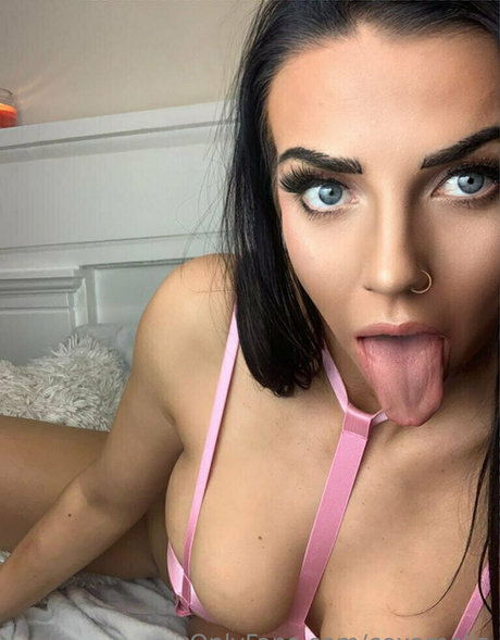 イギリスのプッシーOnlyFans トップ ギャラリー