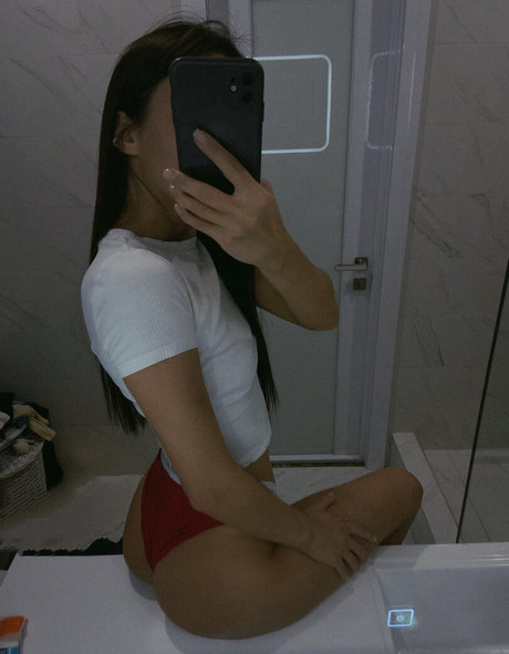 Anastasia Steklova アートモデル アーカイブ