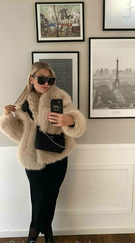 主観視点の手コキOnlyFans ポルノグラフィック 写真