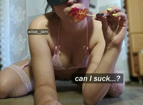 arianapetitte ヌード女優 写真