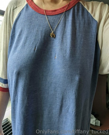 tiffany tucked 無料のスター 写真