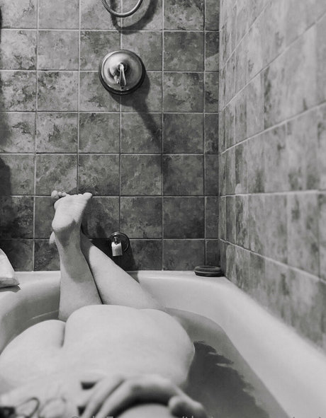 騎乗位熟女OnlyFans アダルト 写真