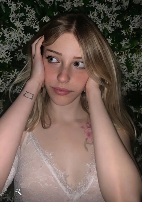 巨乳ティーンオンリーファンズ xxx 画像