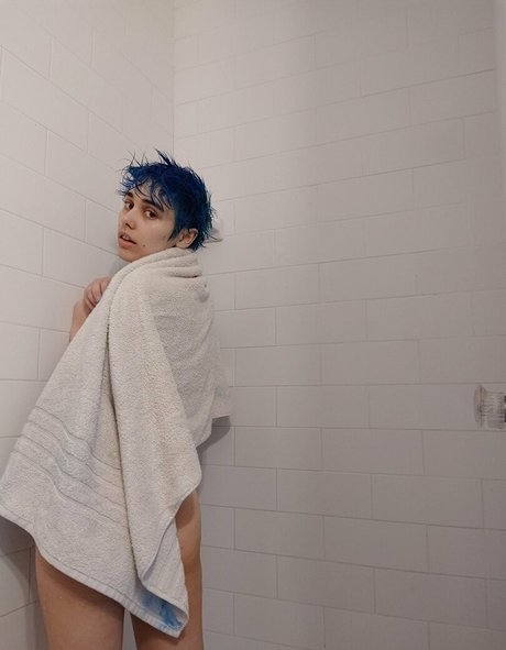 大学生のオンリーファンズ セクシーヌード 写真