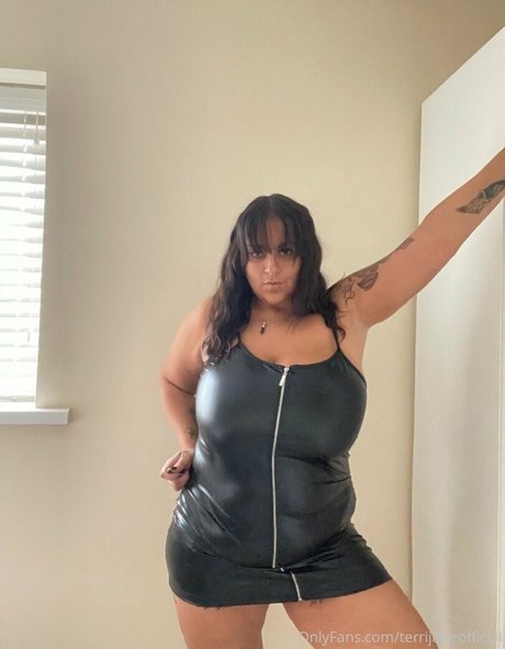 terrijaneofficial ヌード女優 写真