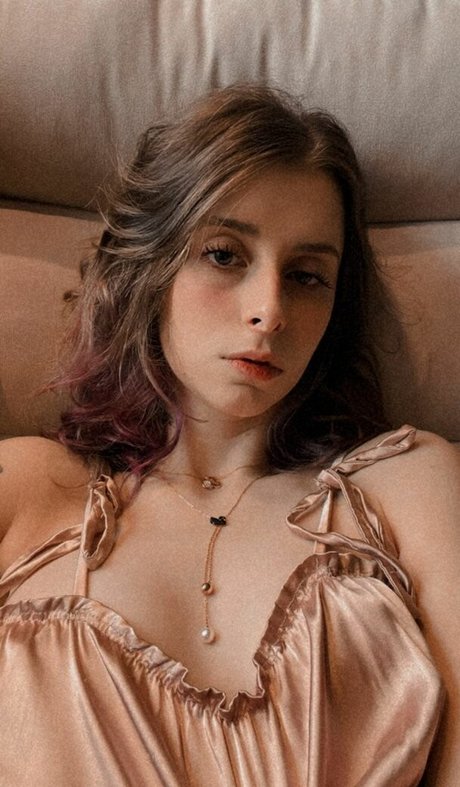 ヌード 屋外 OnlyFans セクシー裸 ギャラリー