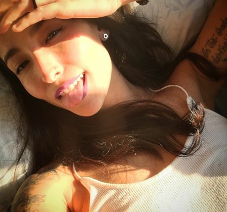 Bia Miyuki スター xxx 写真