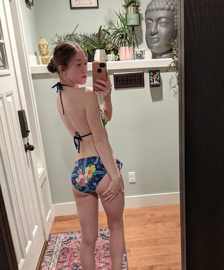 曲線美のクーガーOnlyFans アダルト無料 写真