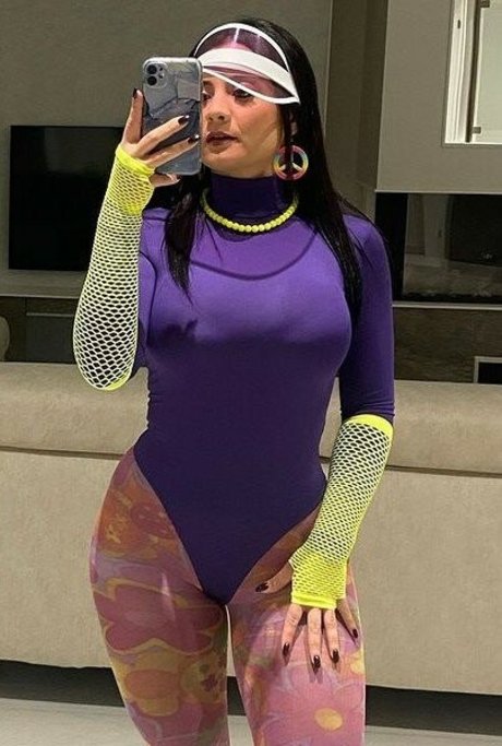 汚れた足オンリーファンズ アート裸 ギャラリー