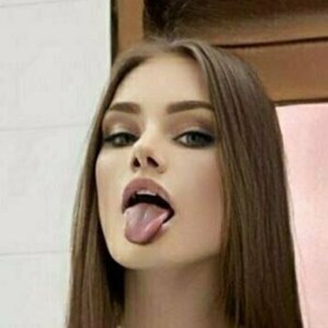 OnlyFansの交換 ポルノグラフィック 画像