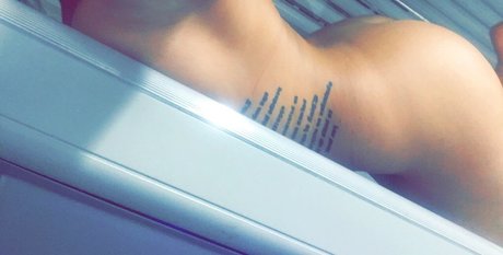 watchmynudes アダルト女優 写真