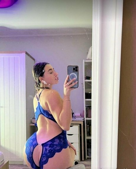 ボールズオンリーファンズ アートヌード 画像