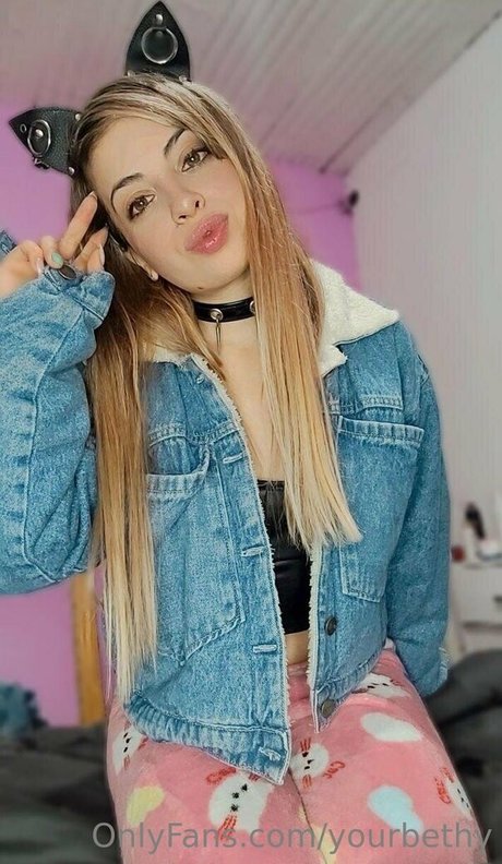 18歳以下の無料OnlyFans HD ギャラリー