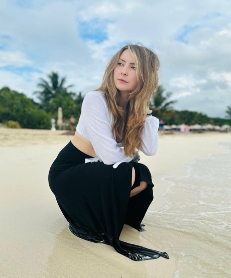 Vkunia ポルノスター xxx 写真