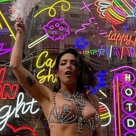 熟女フェラチオOnlyFans ホットセクシー 画像