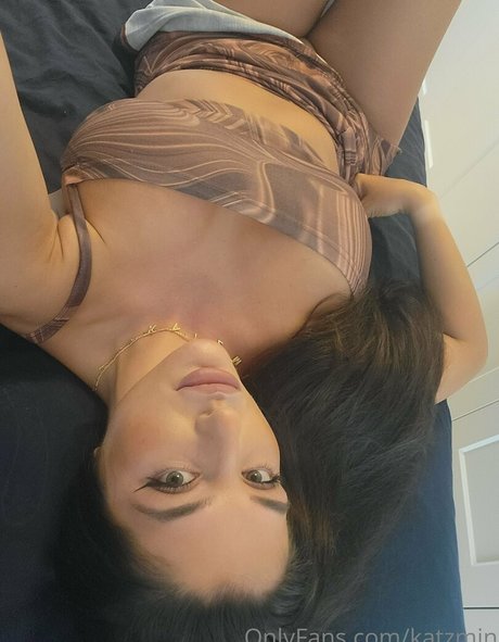 katzmin エロティックモデル 写真