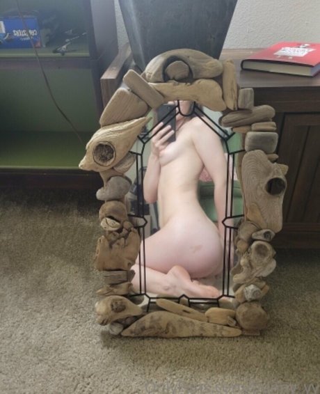 赤毛の熟女オンリーファンズ 無料セックス 画像