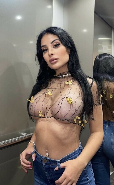 Denise Carpentieri セクシーモデル 写真