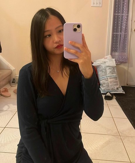 queenbaddii ポルノスター ホット 写真