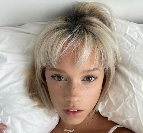 英国のティーンオンリーファン 美しいxxx 写真