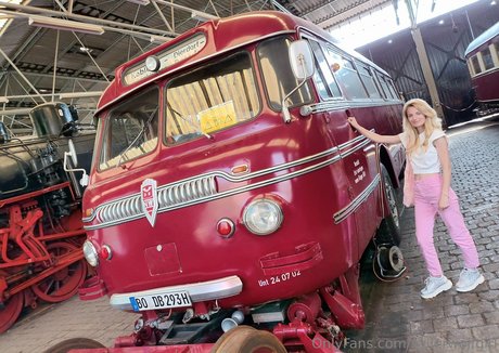 スキニーアナルOnlyFans 可愛い 画像