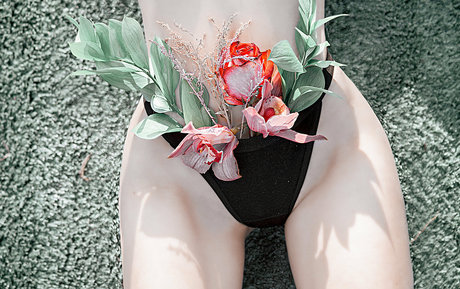 曲線美の女の子オンリーファンズ 美しいxxx 画像