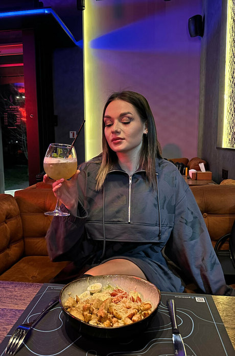 ティーンのPOV OnlyFans 美しいxxx 画像