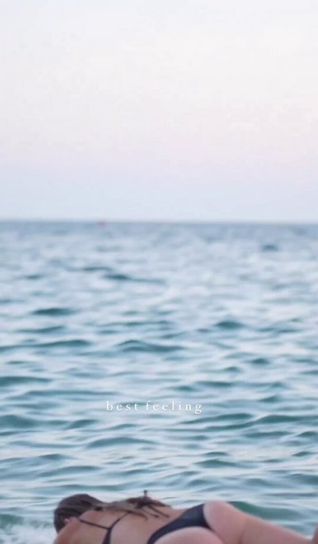 クーガーオンリーファンズ ホットヌード 写真