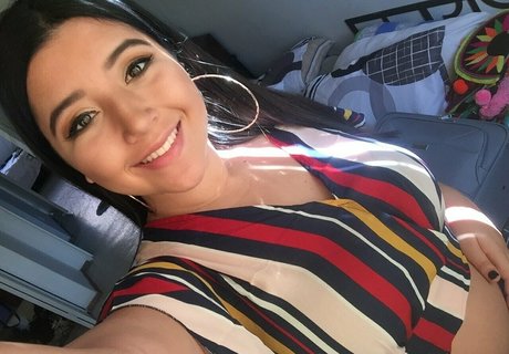 mamicolombia22 セクシーなスター 写真