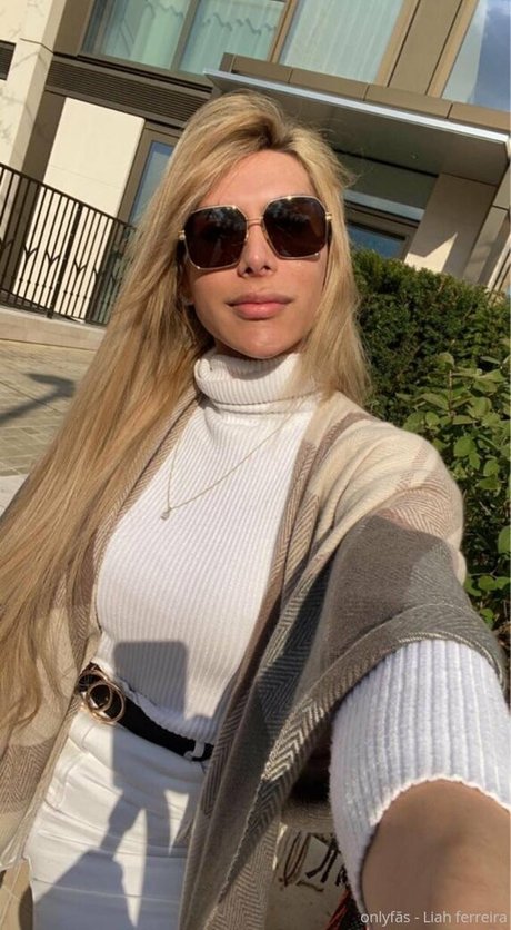 巨乳のオンリーファンズ トップ 写真