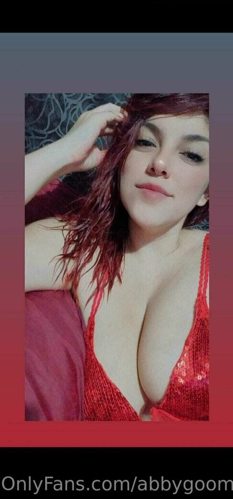 abbygoomez セクシーなスター 画像