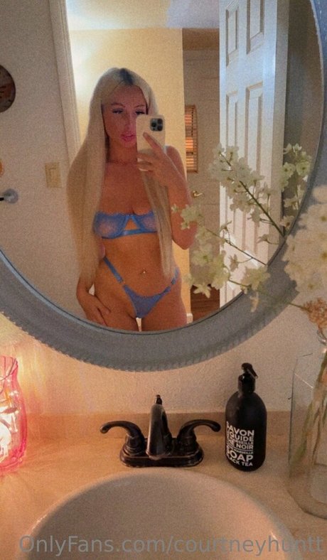 courtneyhuntt 限定スター アーカイブ