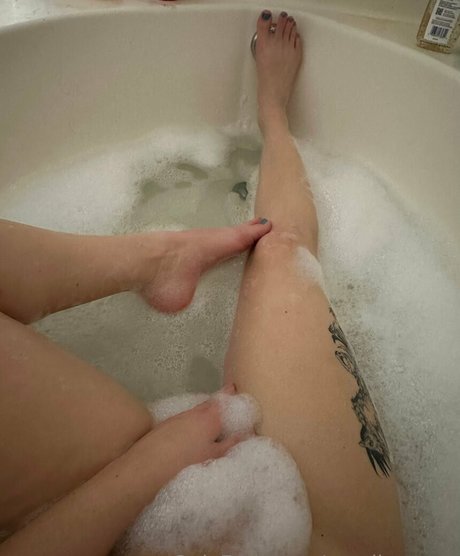 amelia blake 可愛い女優 画像