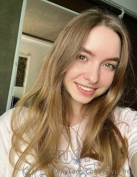 miyu free エロティック女優 写真