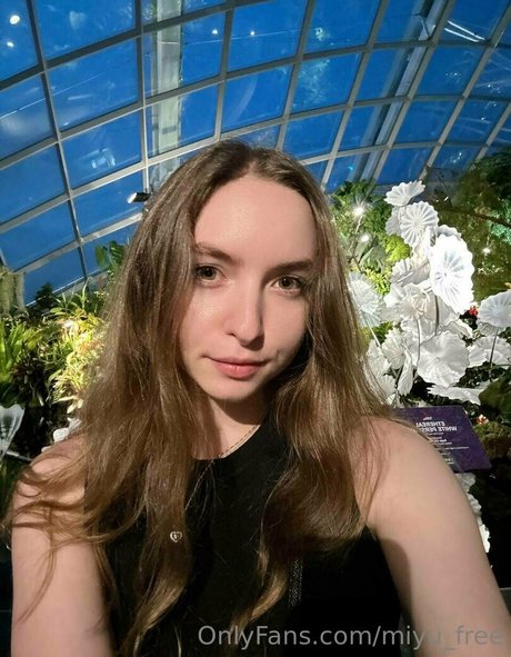 miyu free 素敵なモデル 写真