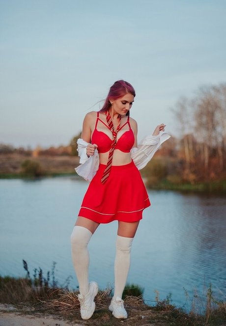 フィットネスインフルエンサーオンリーファンズ アダルト無料 画像