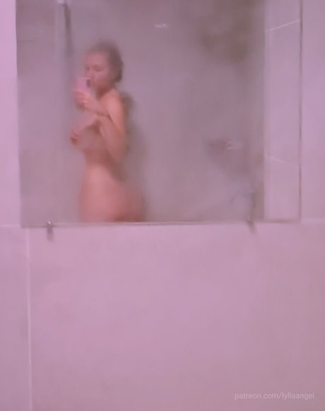 かわいいフェラチオOnlyFans 無料裸 写真