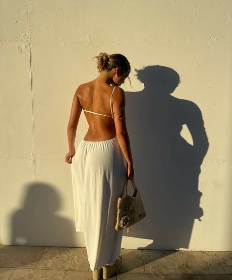 ブッシュ・オンリーファンズ アートヌード ギャラリー