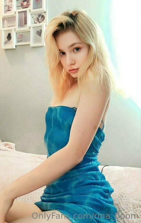 rina boom XXXモデル 画像