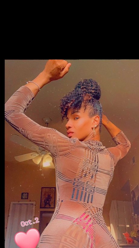 HugeDream ポルノモデル 画像