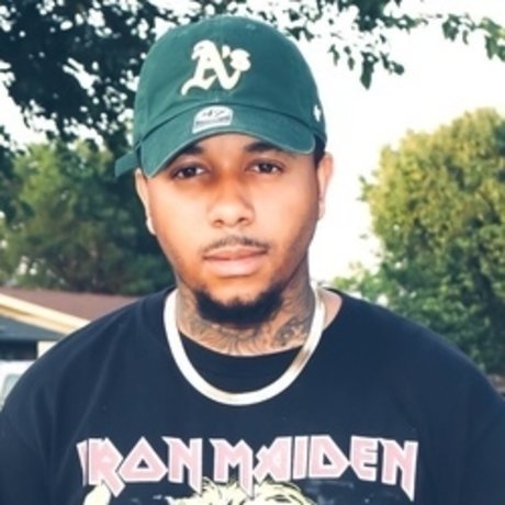 Omari Johnson ヌードモデル 写真