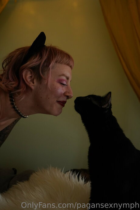 ブルネットのPOV OnlyFans アートポルノ 写真