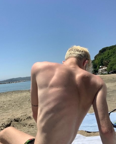 urfavskinnyboy ポルノスター セックス 写真