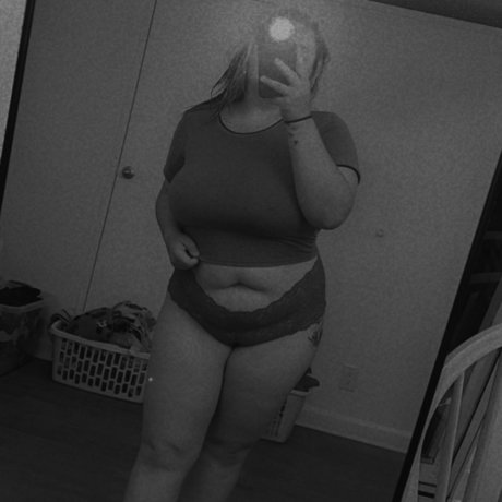 男性TikTokスターOnlyFans 無料エロ 画像