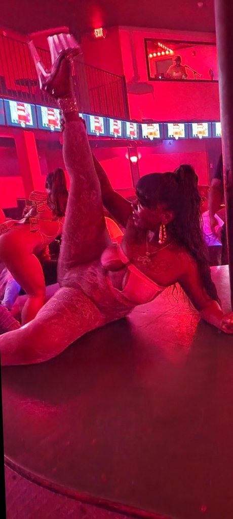 Pentagon Dallas セックスモデル アーカイブ