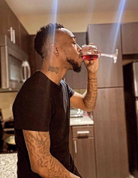 ブロンドビキニOnlyFans 美しいポルノ 写真